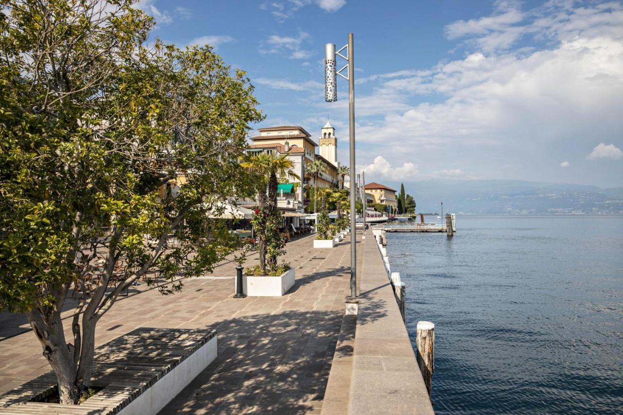 Le Pleiadi Elettra Apartment Gardone Riviera Exterior photo