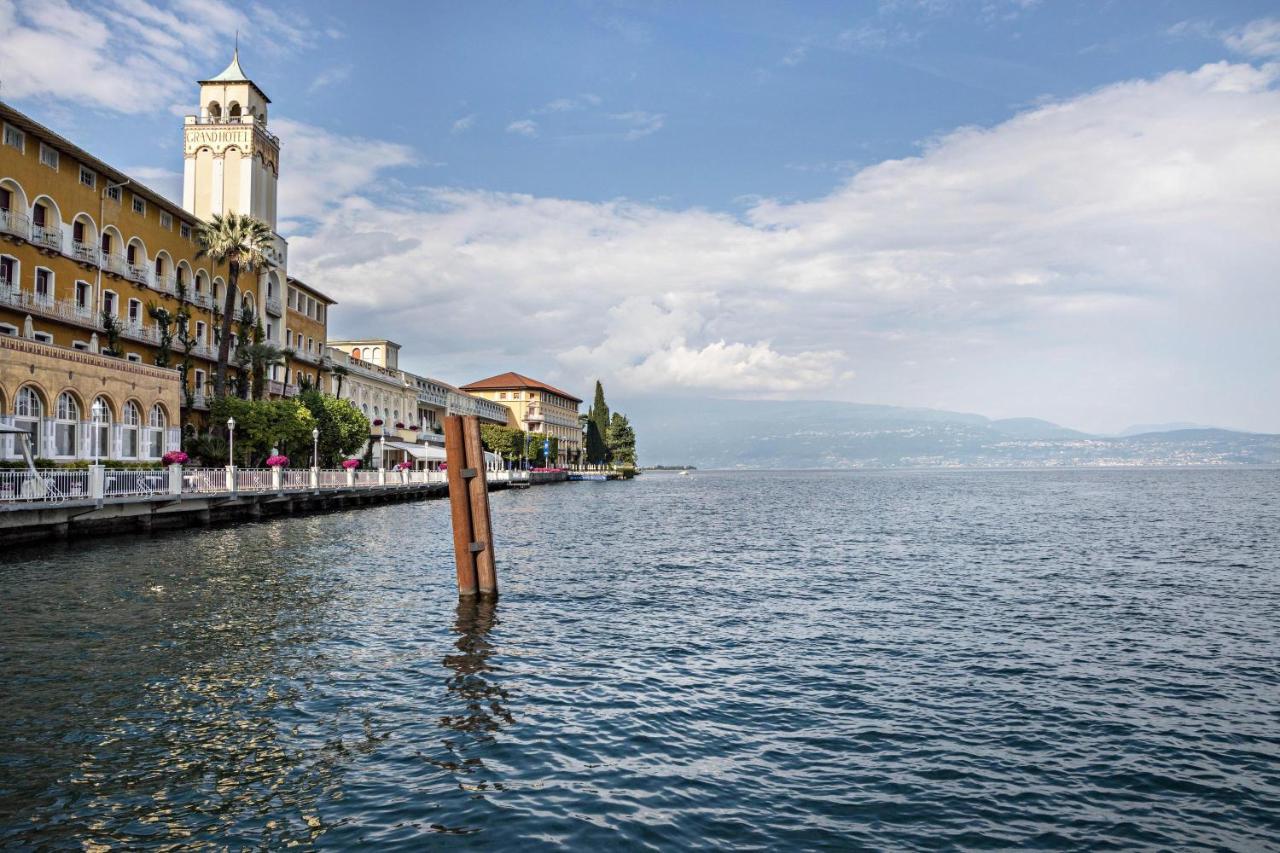 Le Pleiadi Elettra Apartment Gardone Riviera Exterior photo